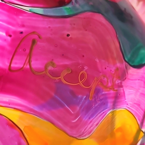 Arcoroc France 1998 hand-painted, signed pink magenta bowl - Picture 9 of 16